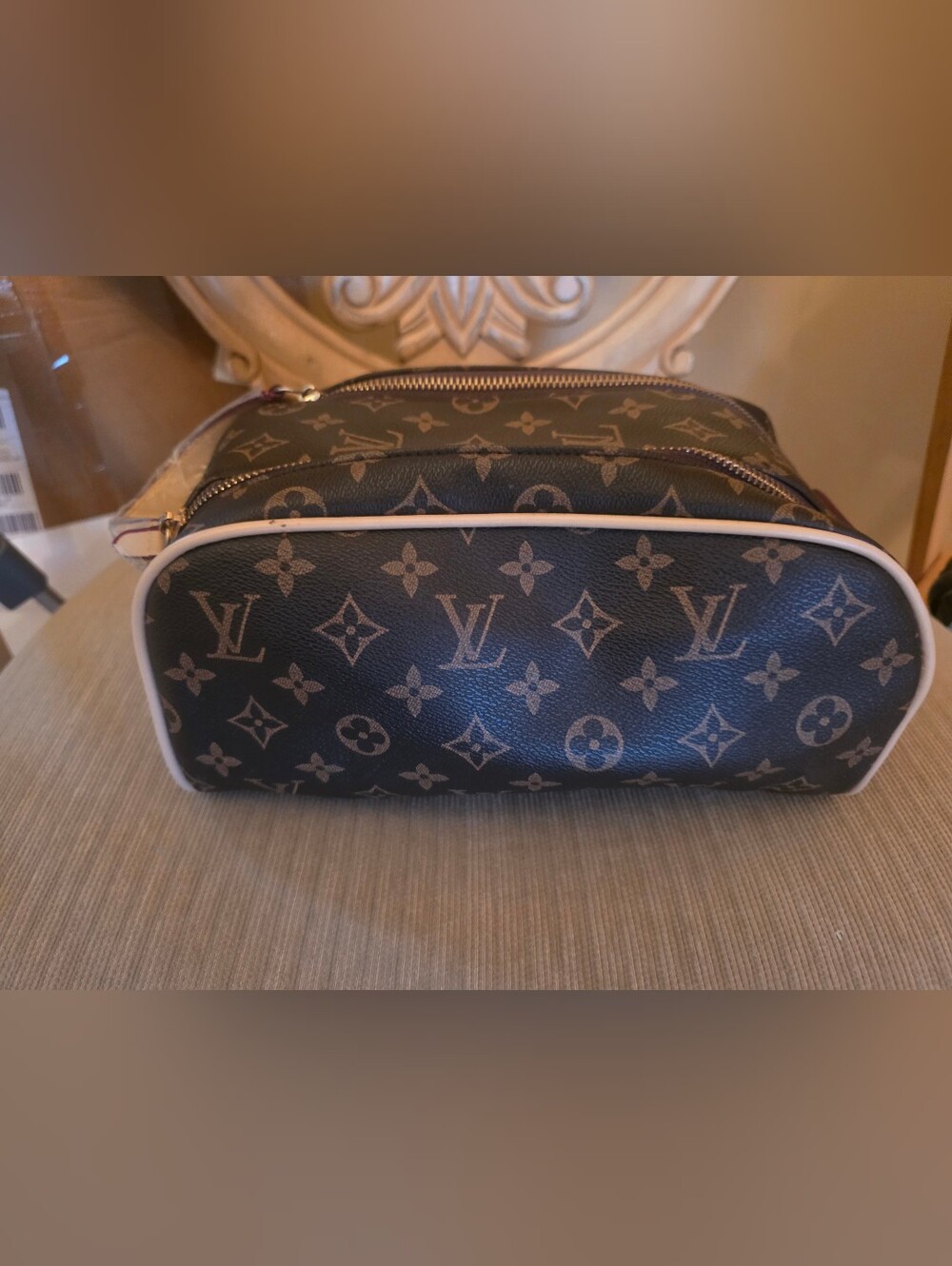 New MEN LV BROWN TOILETRY BAG Monogram Pattern COATED CANVAS - ROOMY